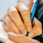 Zo schrijf je een goede samenvatting voor je LinkedIn-profiel