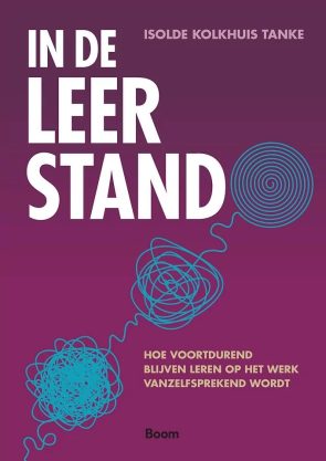 Boekcover In de leerstand van Isolde Kolkhuis Tanke