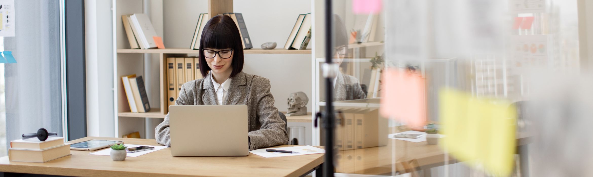 Header bij artikel over contentspecialist in tijdperk van AI bron: SofikoS / Shutterstock