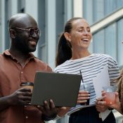 Interculturele groep collega's